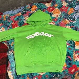 Almost brand new worn 3 times sp5der hoodie